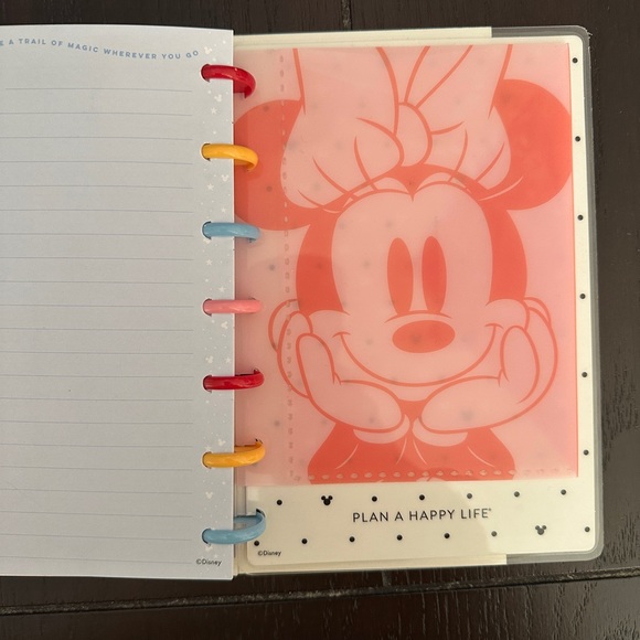 Undated The Happy Planner Disney Monthly Planner - Picture 6 of 11